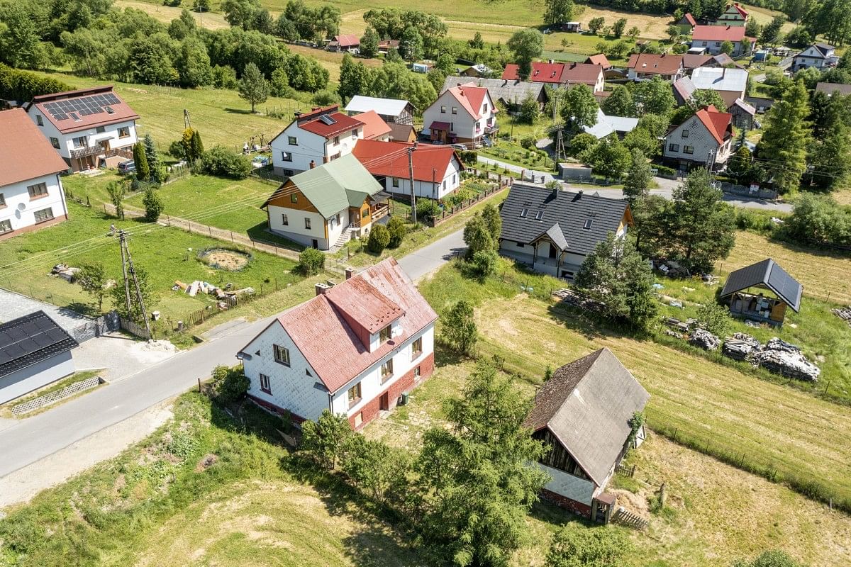 Dom 7 pokojowe na Sprzedaż
