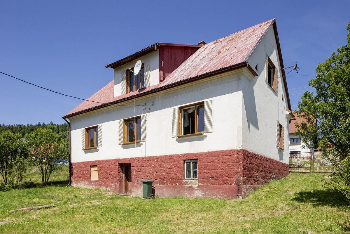 Dom 7 pokojowe na Sprzedaż