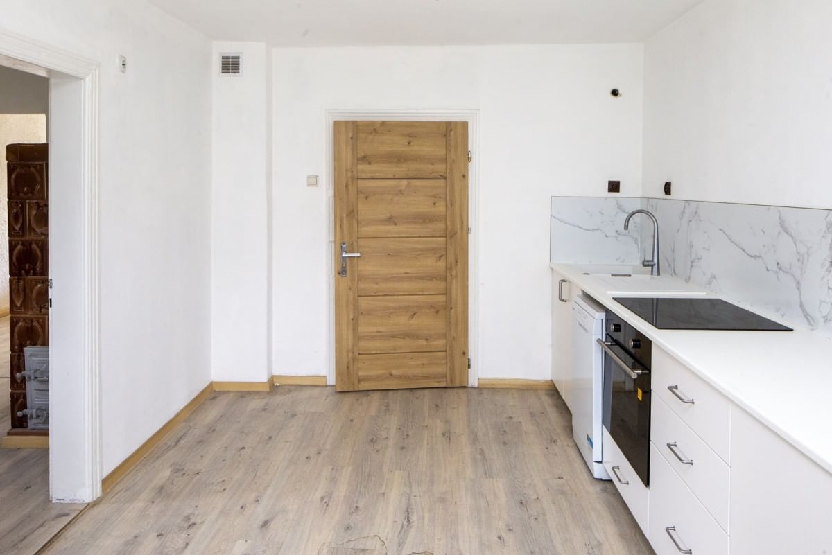 Dom 5 pokojowe na Sprzedaż