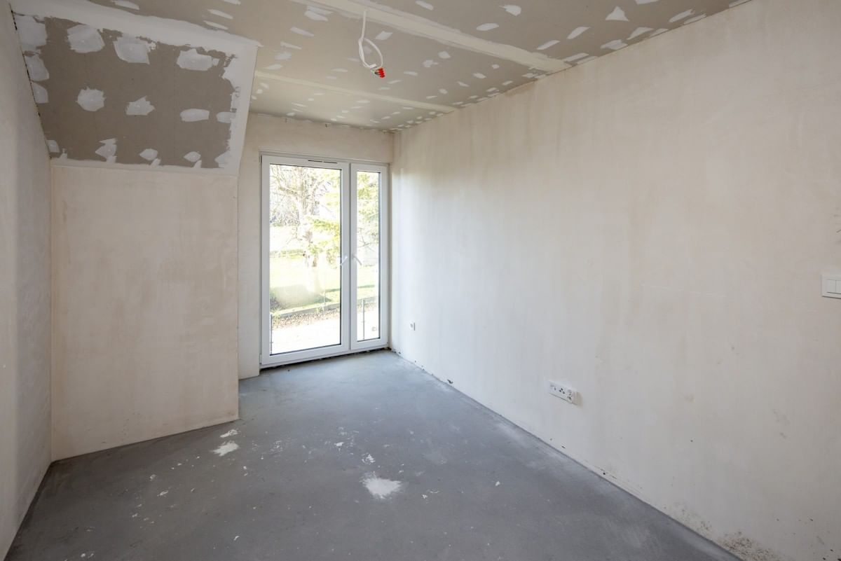 Dom 5 pokojowe na Sprzedaż