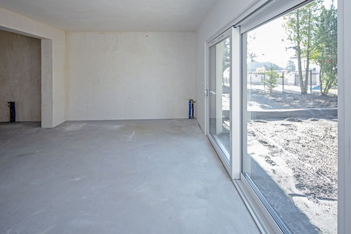 Dom 5 pokojowe na Sprzedaż