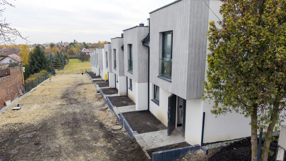 Dom 5 pokojowe na Sprzedaż