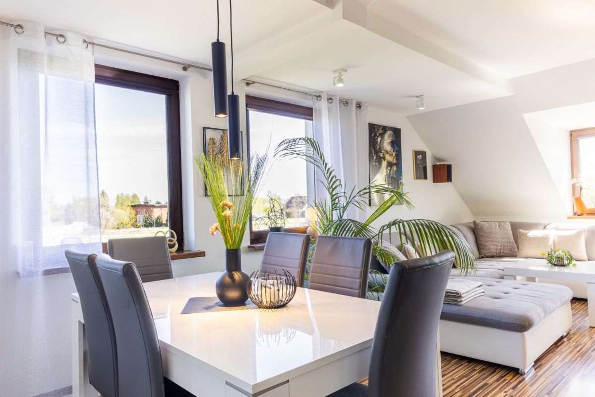 Lokal użytkowy  pokojowe na Sprzedaż