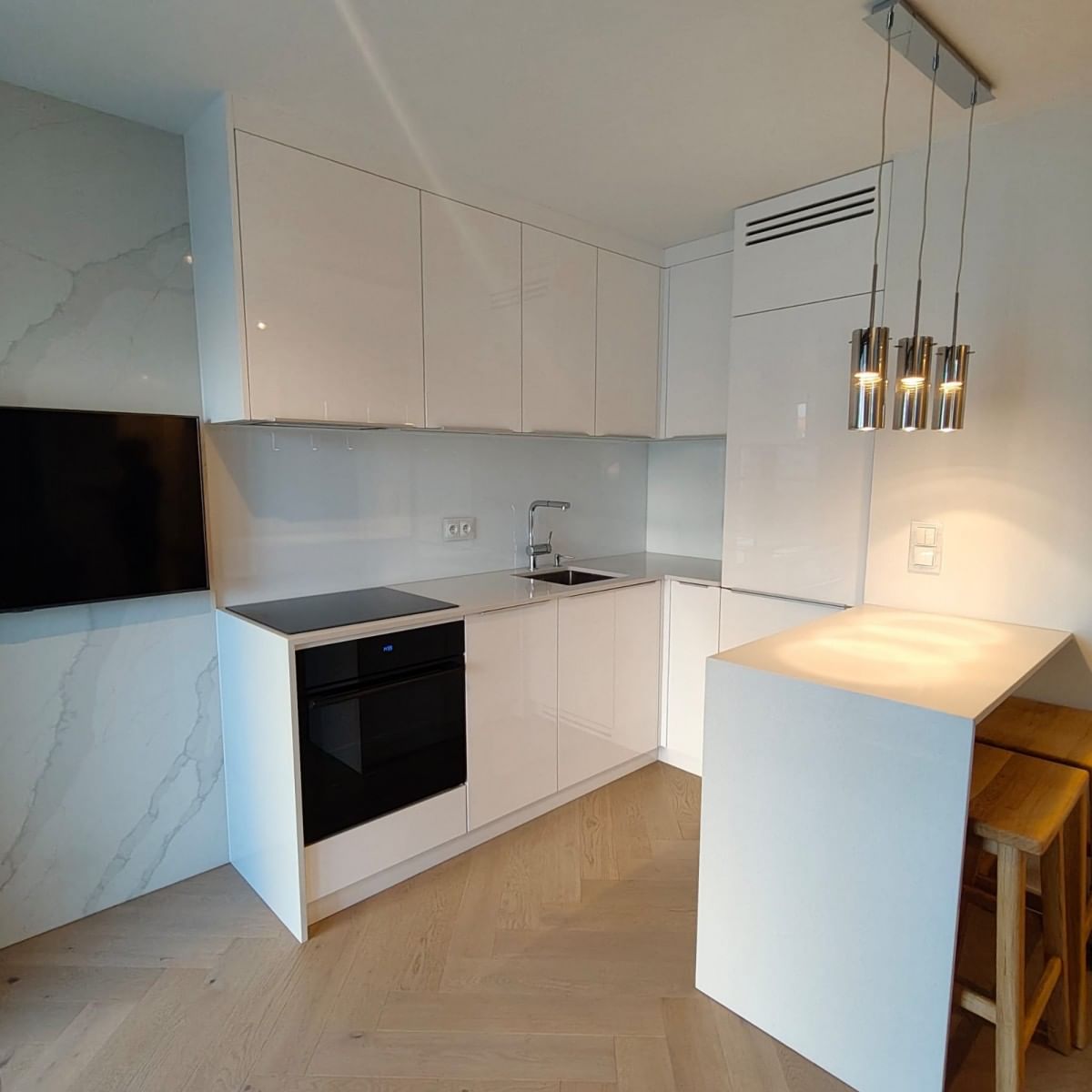 Mieszkanie 1 pokojowe na Sprzedaż