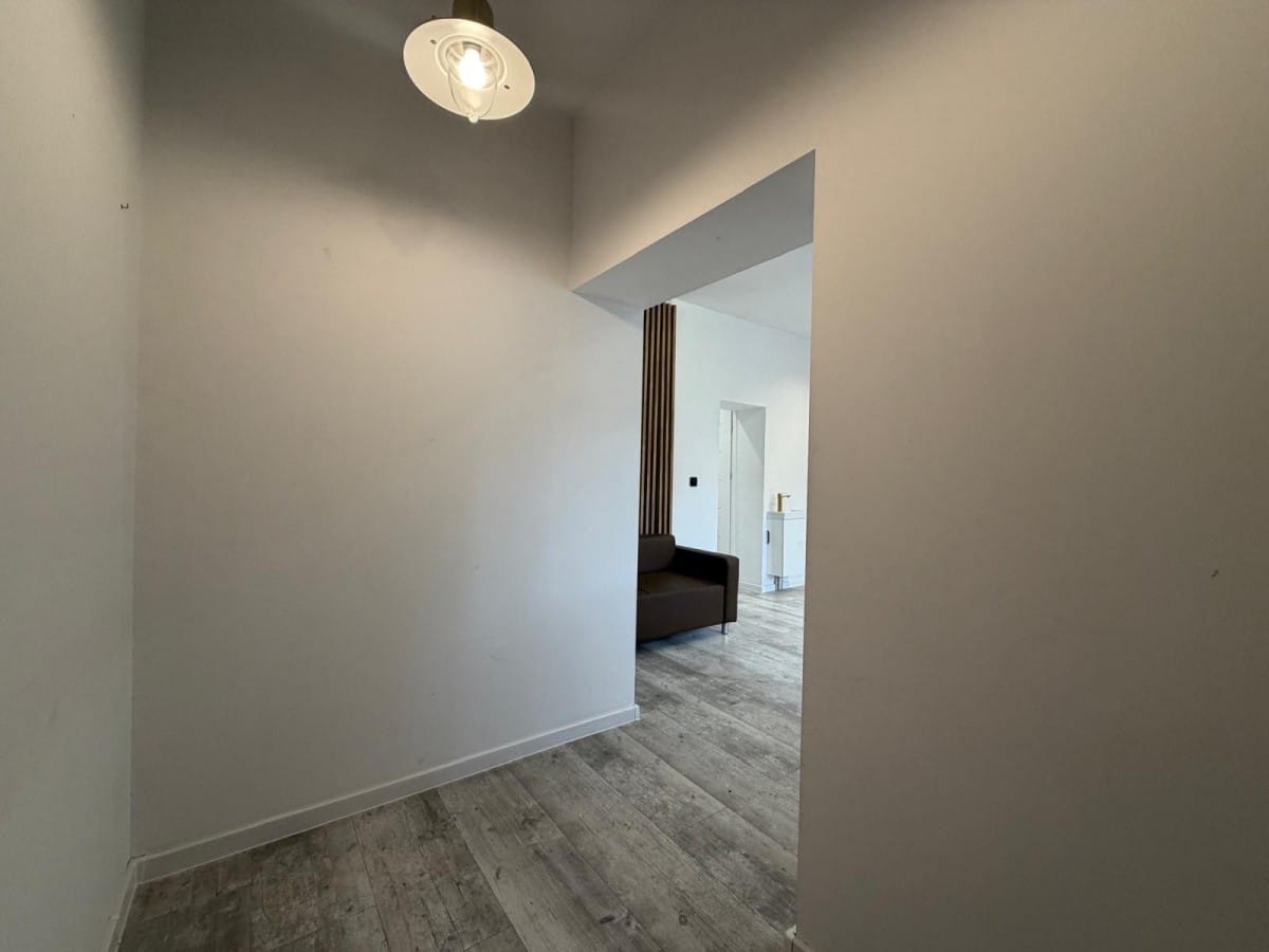 Dom 6 pokojowe na Sprzedaż