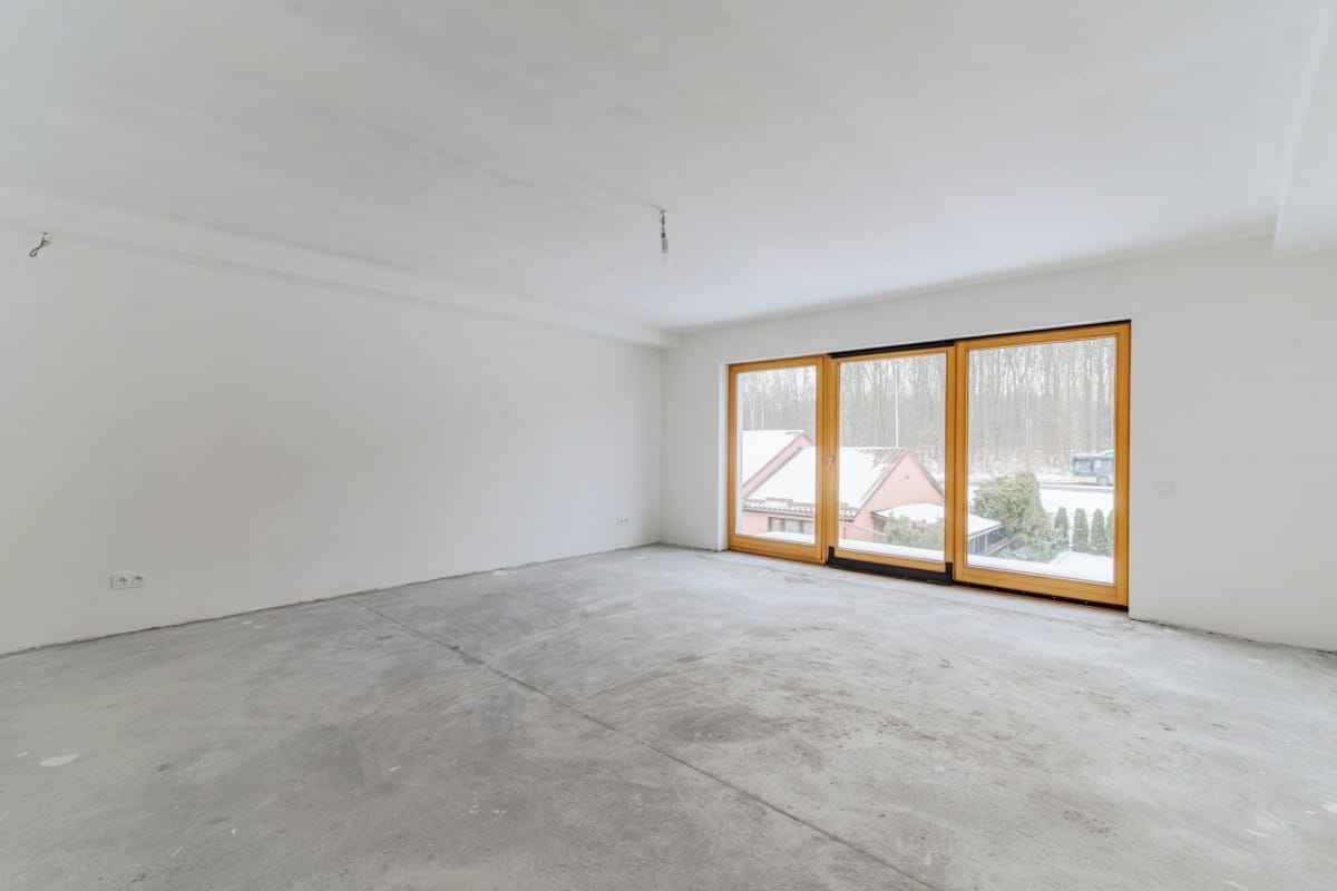 Dom 8 pokojowe na Sprzedaż