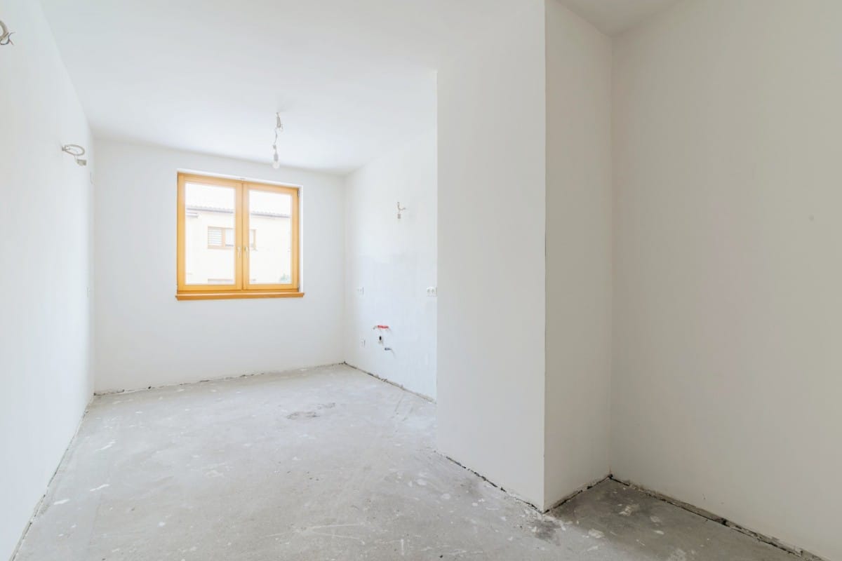 Dom 8 pokojowe na Sprzedaż