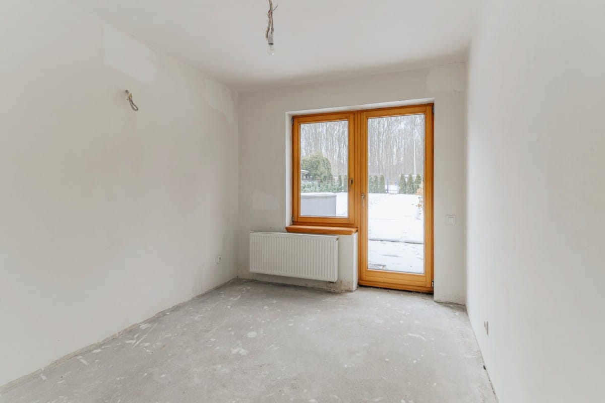 Dom 8 pokojowe na Sprzedaż