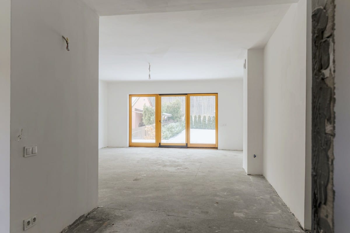 Dom 8 pokojowe na Sprzedaż