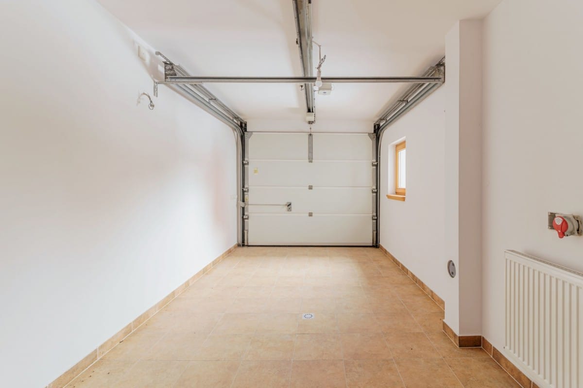 Dom 8 pokojowe na Sprzedaż