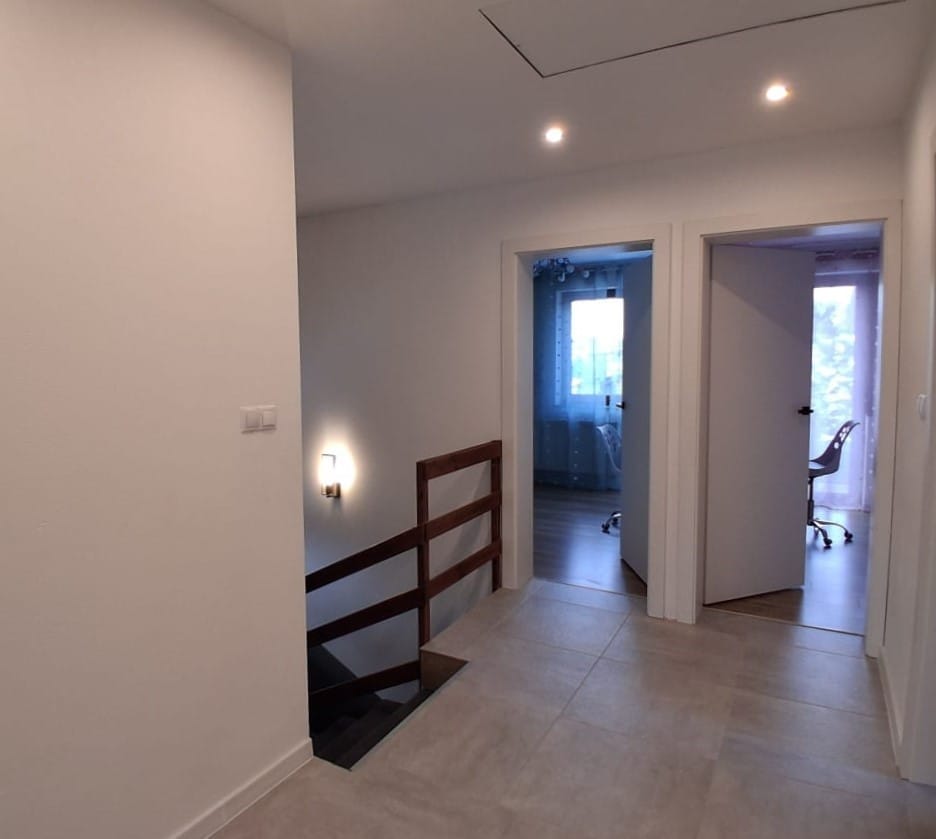 Dom 6 pokojowe na Sprzedaż