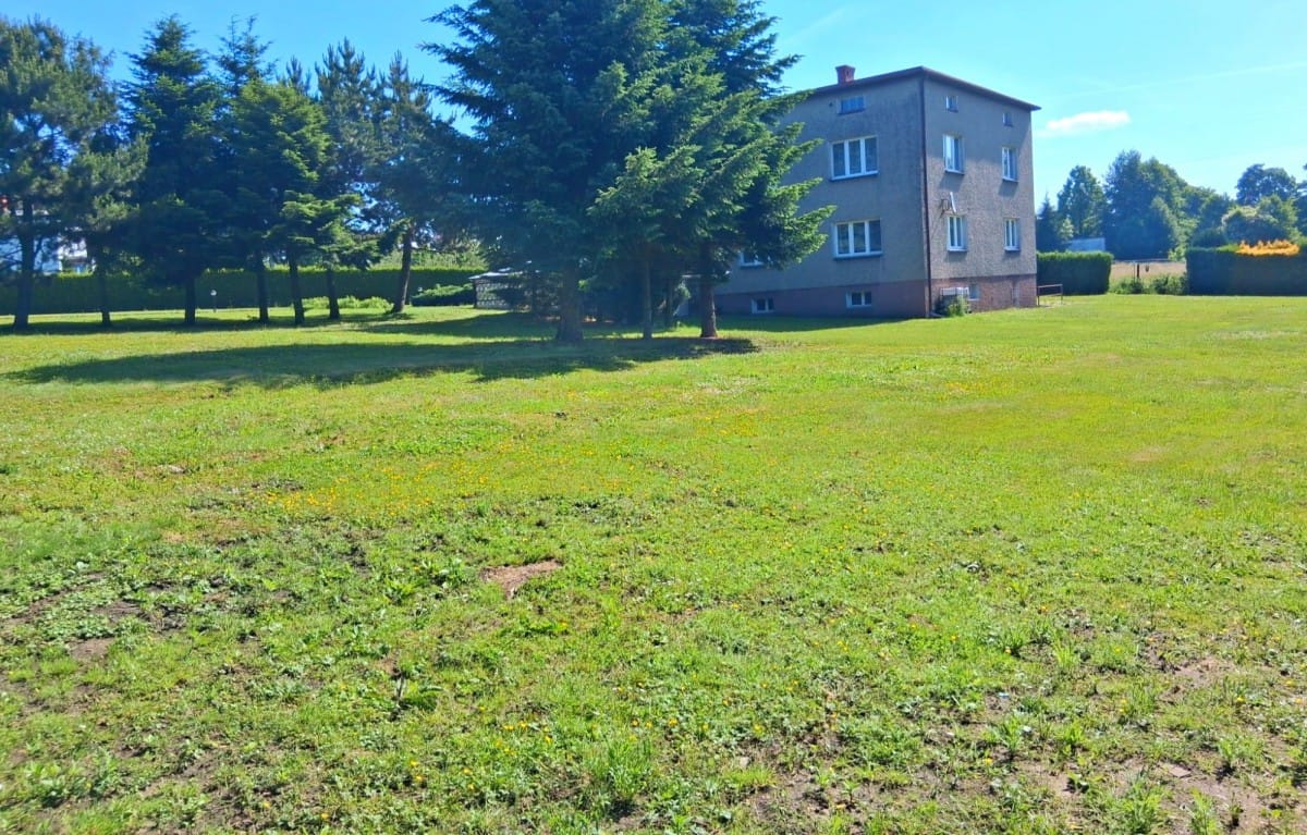 Dom 8 pokojowe na Sprzedaż