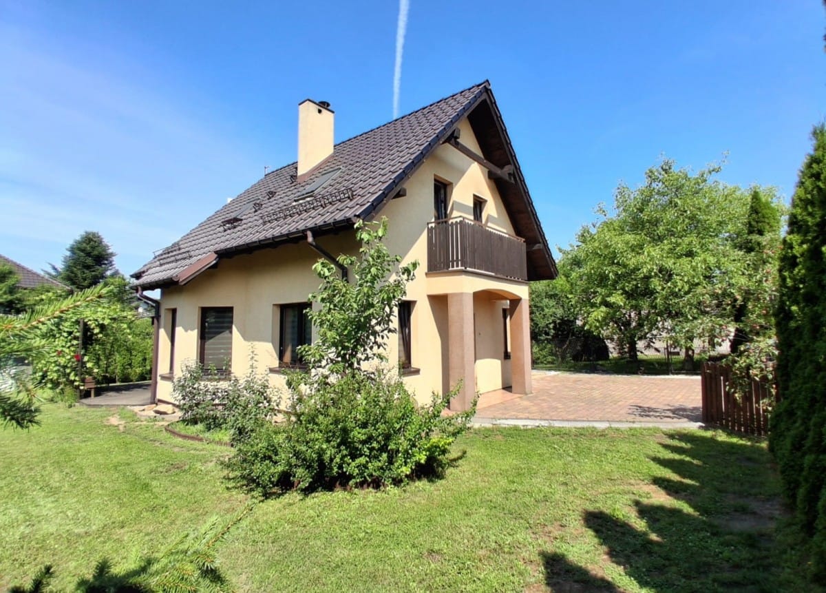 Dom 4 pokojowe na Sprzedaż