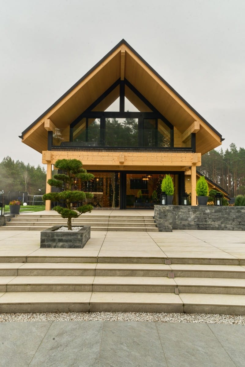 Dom 6 pokojowe na Sprzedaż