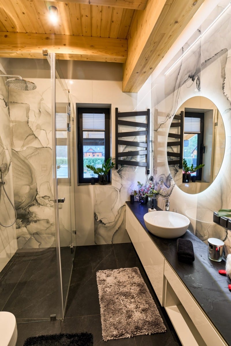 Dom 6 pokojowe na Sprzedaż