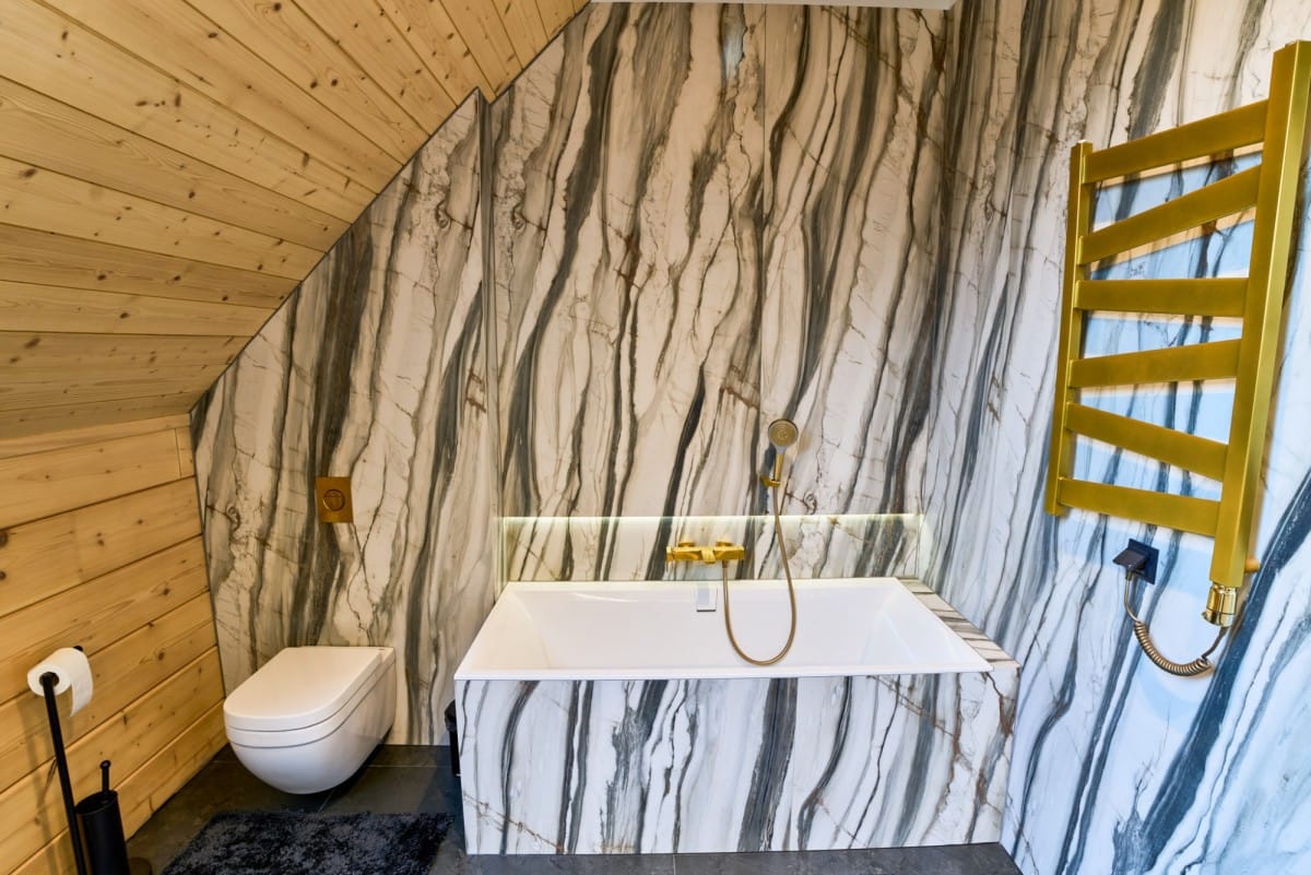 Dom 6 pokojowe na Sprzedaż