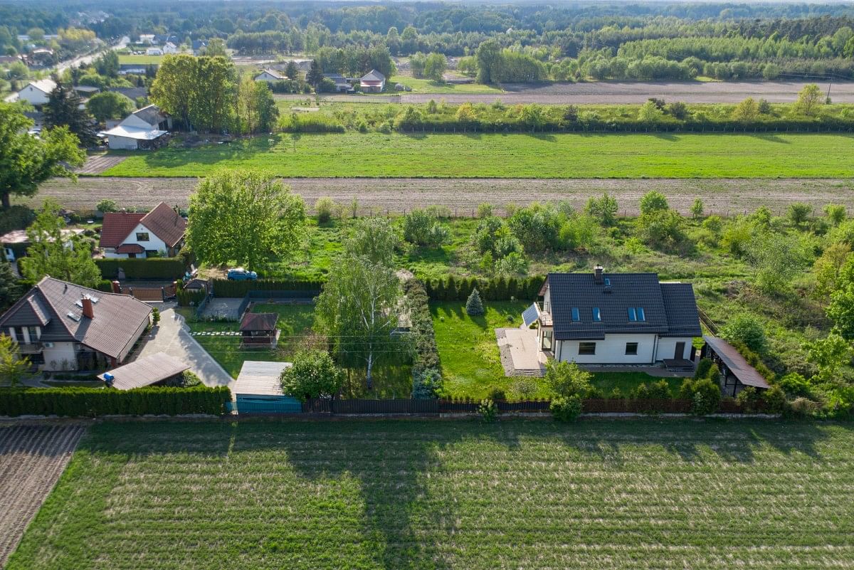 Działka  pokojowe na Sprzedaż
