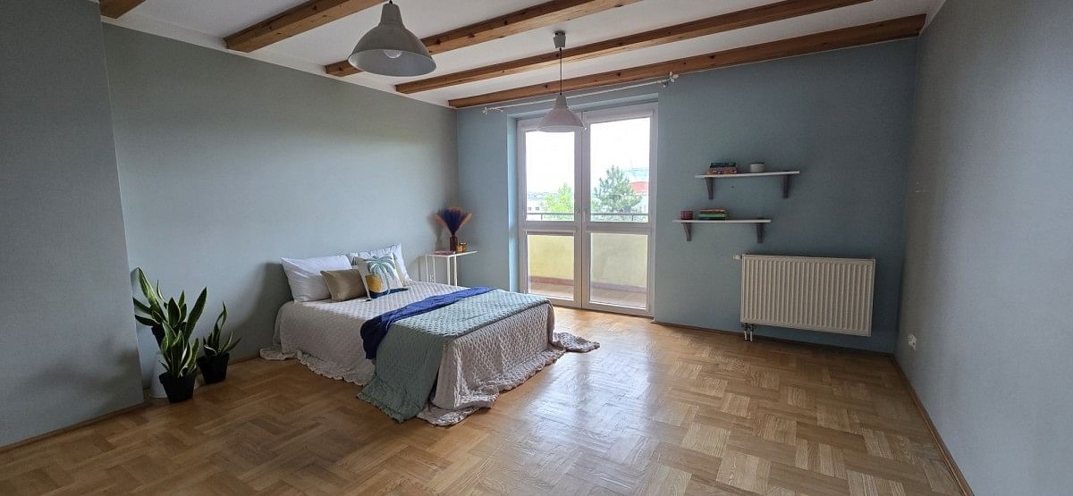 Mieszkanie 4 pokojowe na Sprzedaż
