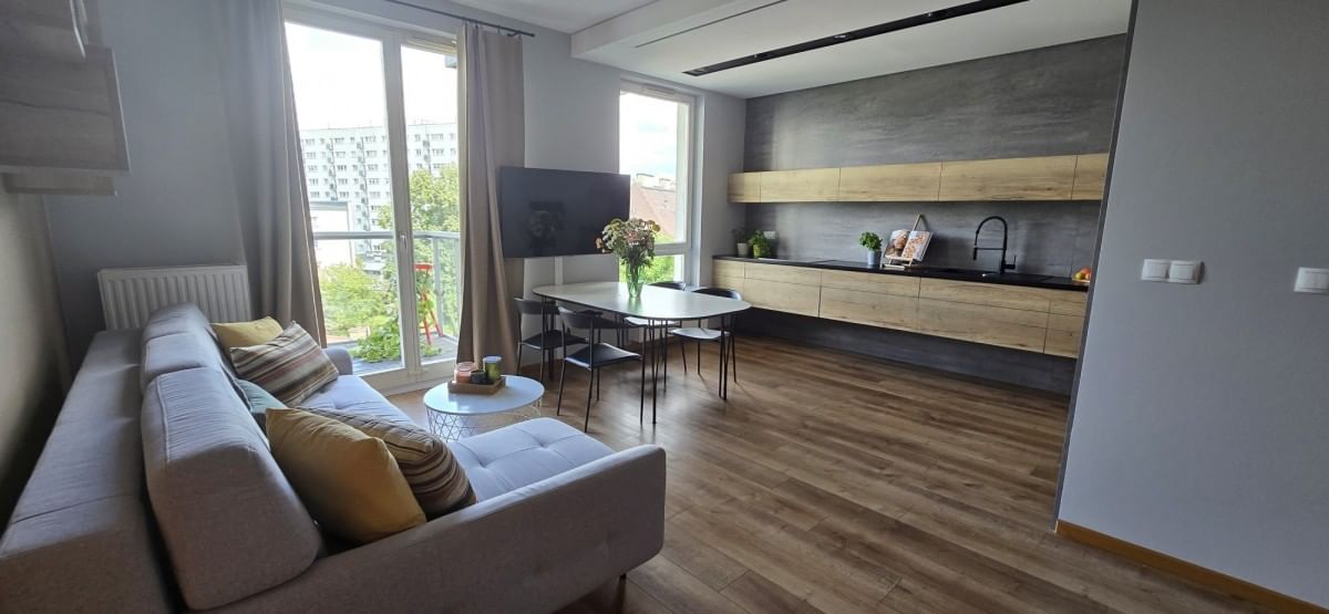 Mieszkanie 3 pokojowe na Sprzedaż