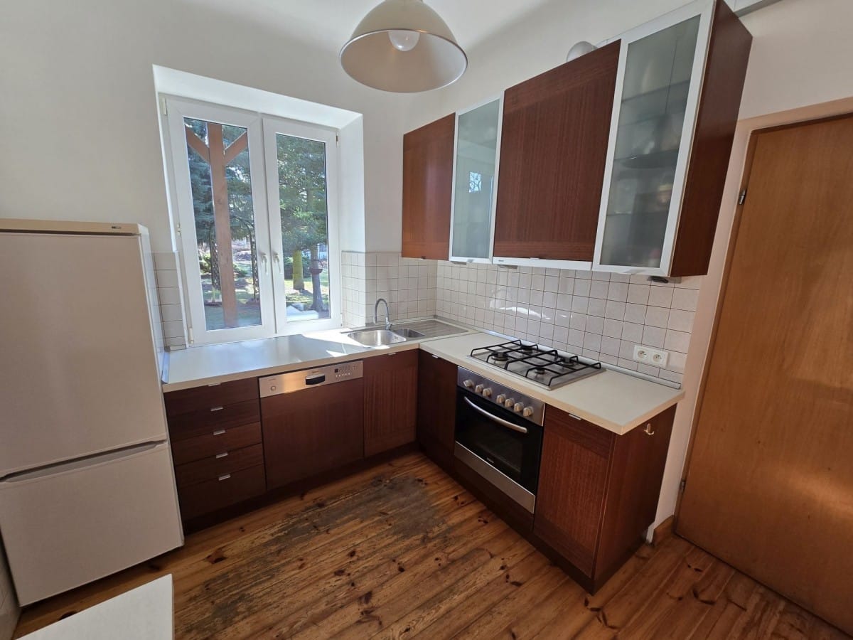 Dom 5 pokojowe na Sprzedaż