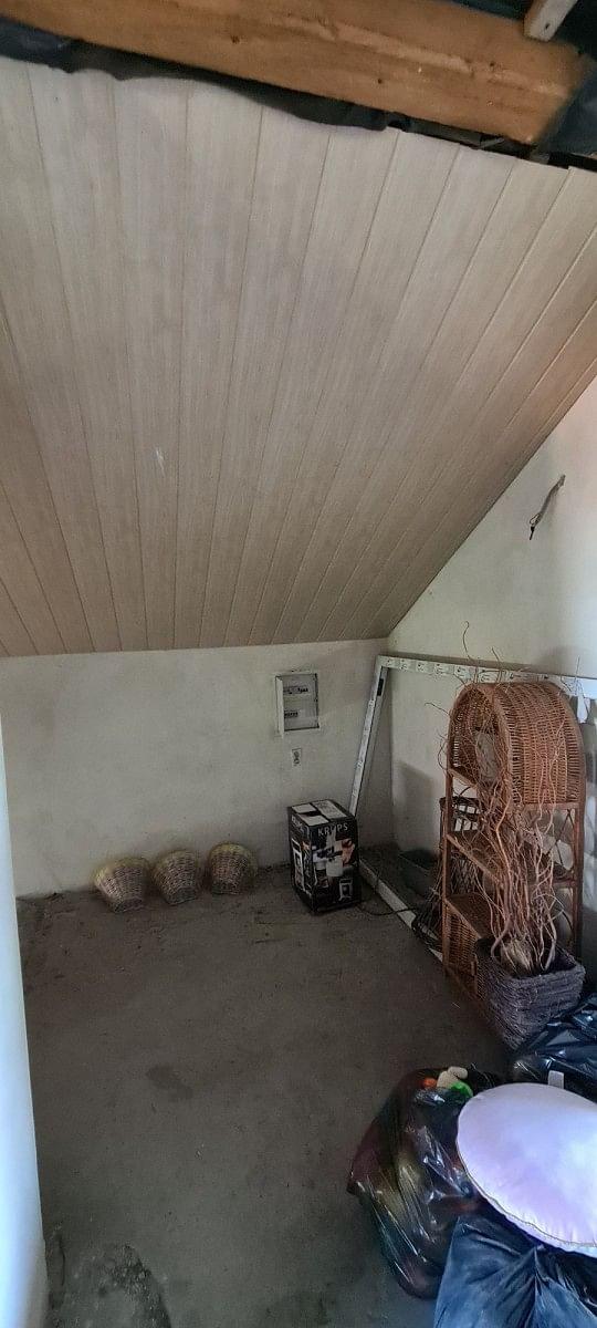 Dom 7 pokojowe na Sprzedaż