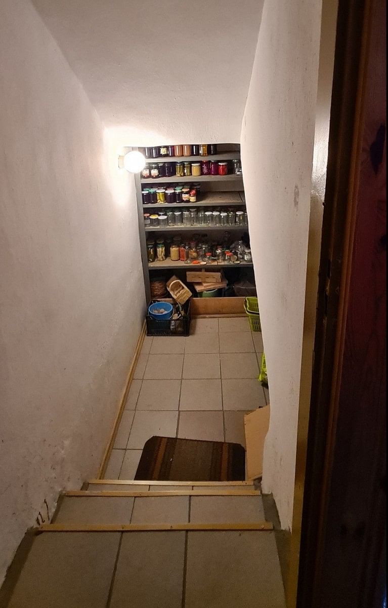 Dom 7 pokojowe na Sprzedaż