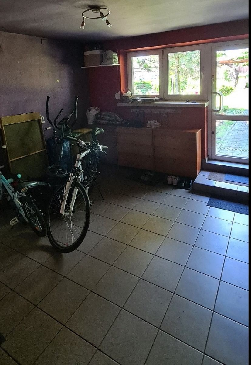 Dom 7 pokojowe na Sprzedaż