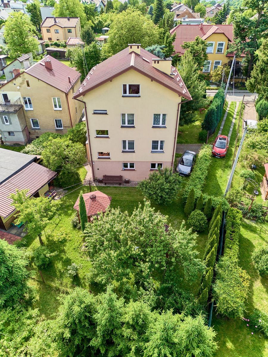 Dom 7 pokojowe na Sprzedaż