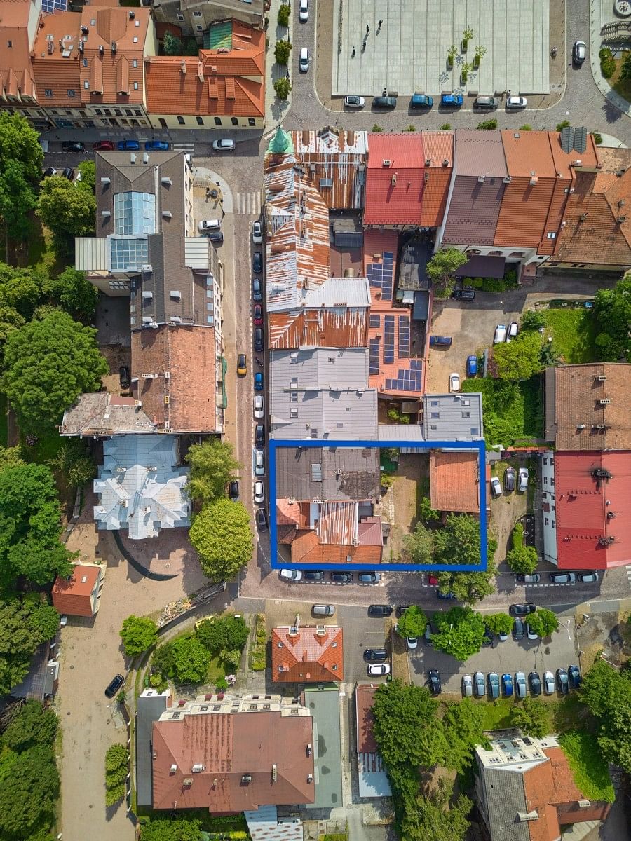 Dom 15 pokojowe na Sprzedaż