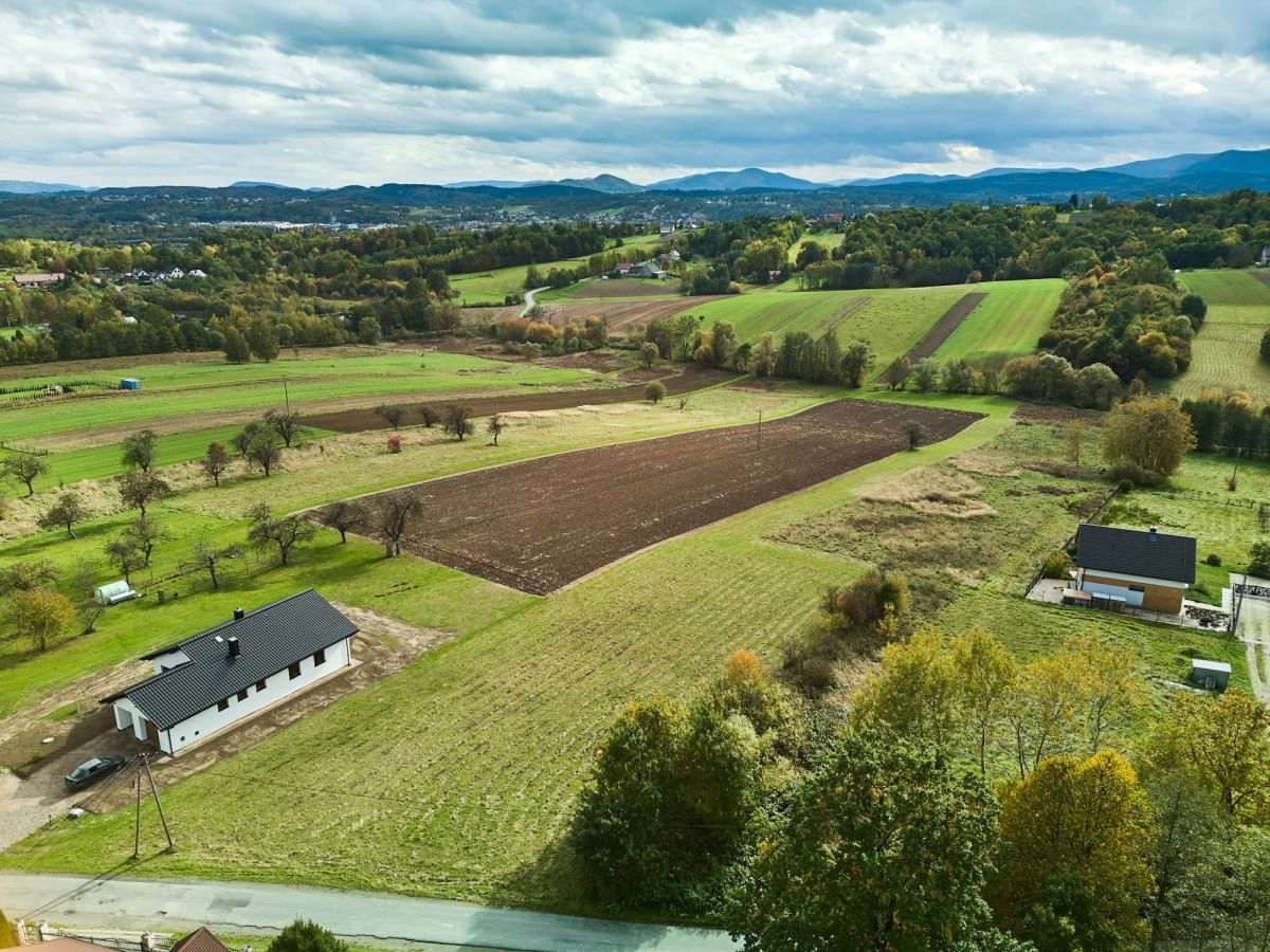 Działka  pokojowe na Sprzedaż