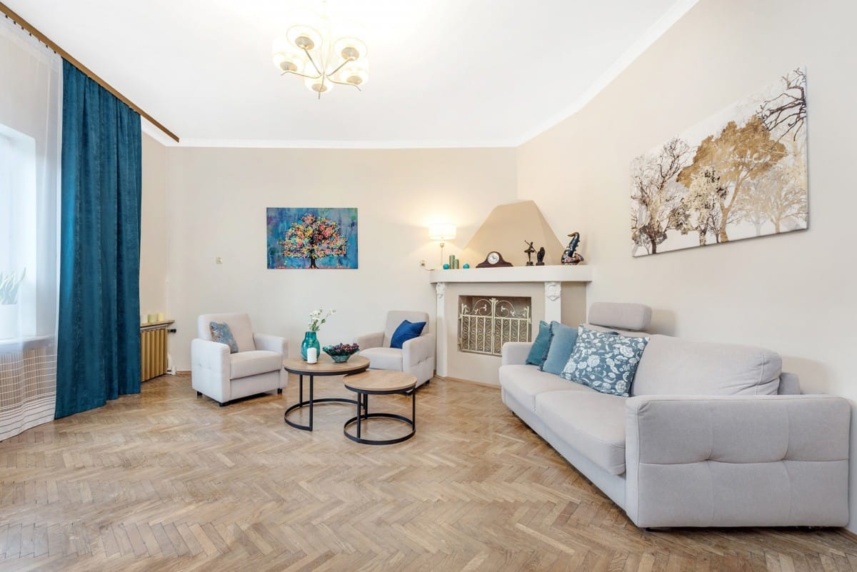 Dom 6 pokojowe na Sprzedaż