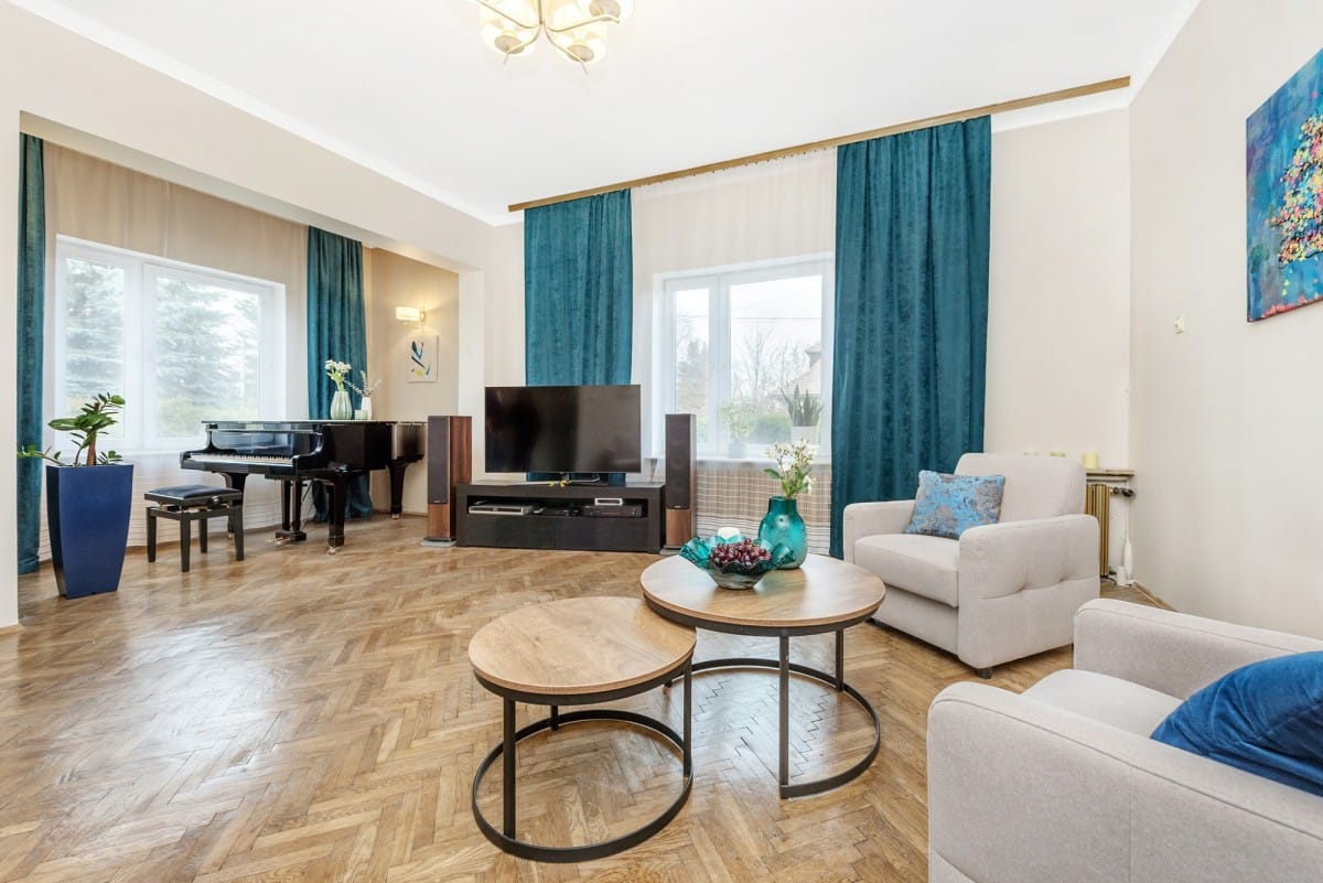 Dom 6 pokojowe na Sprzedaż