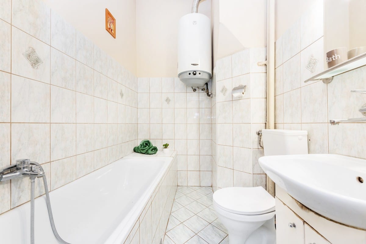 Dom 6 pokojowe na Sprzedaż