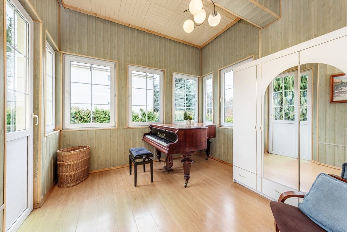 Dom 6 pokojowe na Sprzedaż