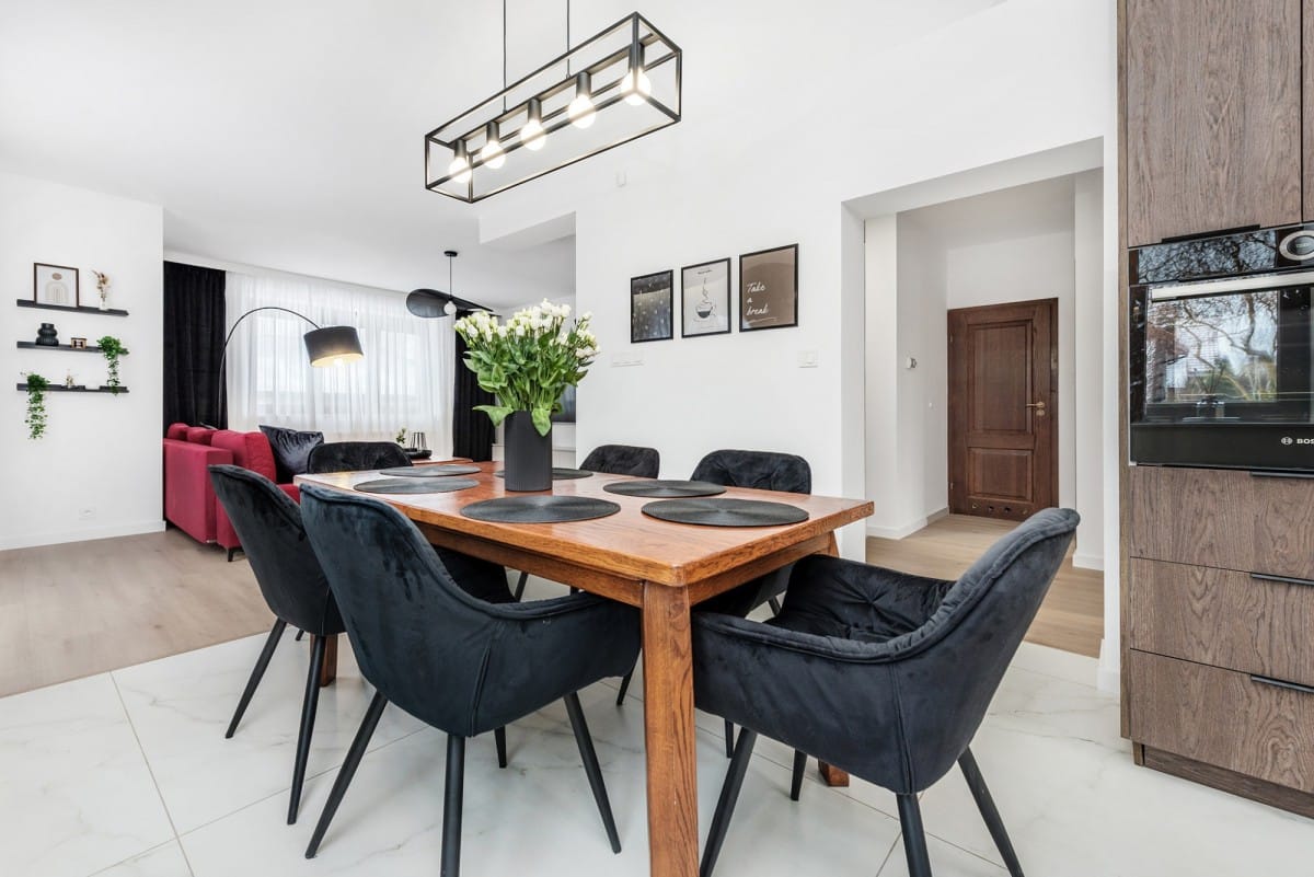 Dom 5 pokojowe na Sprzedaż