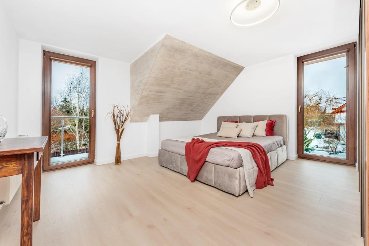 Dom 5 pokojowe na Sprzedaż