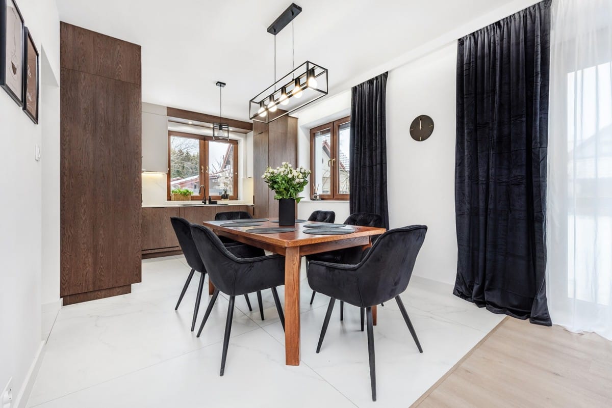 Dom 5 pokojowe na Sprzedaż