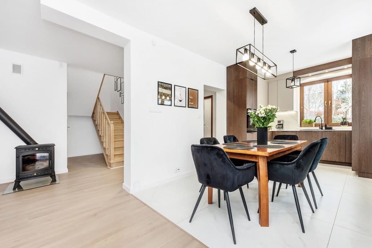 Dom 5 pokojowe na Sprzedaż