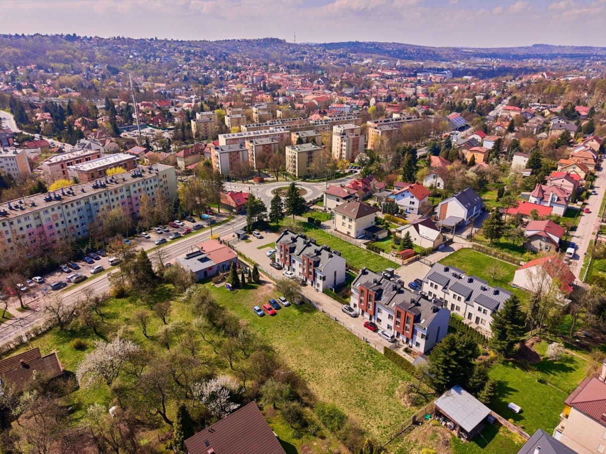 Działka  pokojowe na Sprzedaż
