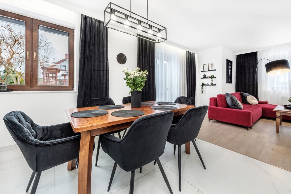 Dom 5 pokojowe na Sprzedaż