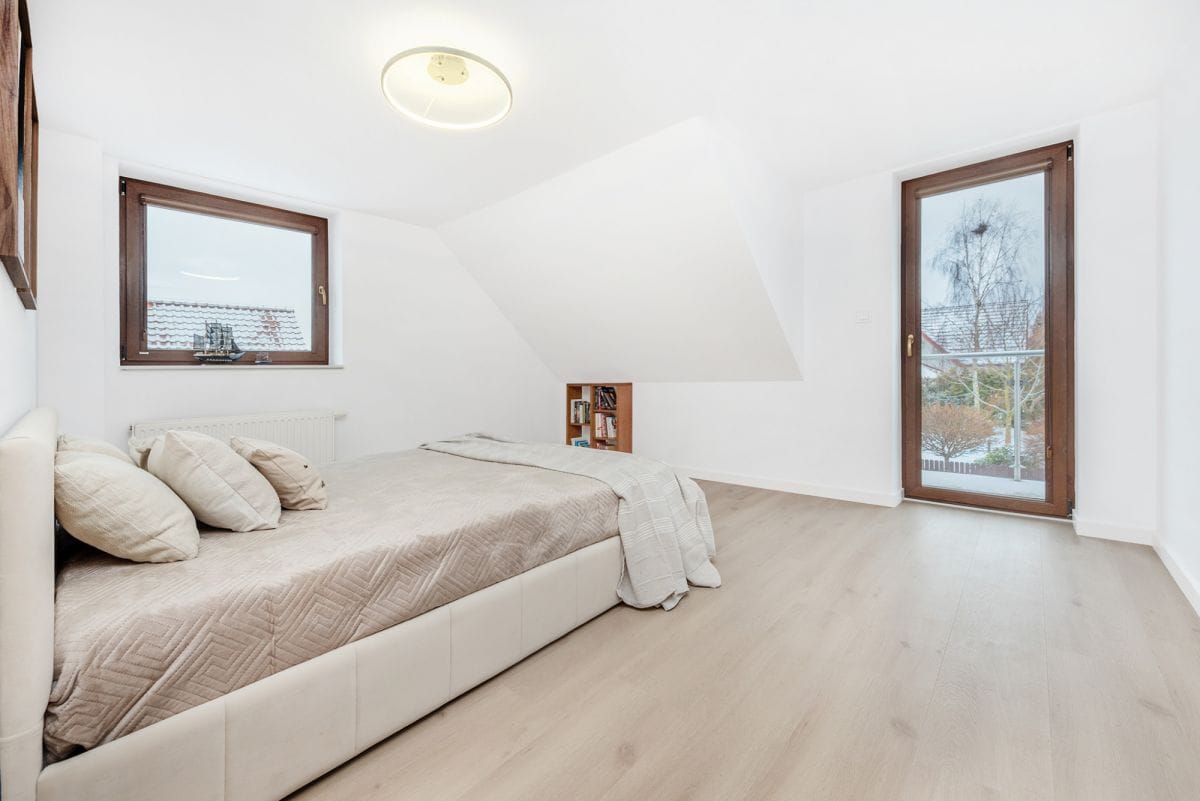 Dom 5 pokojowe na Sprzedaż