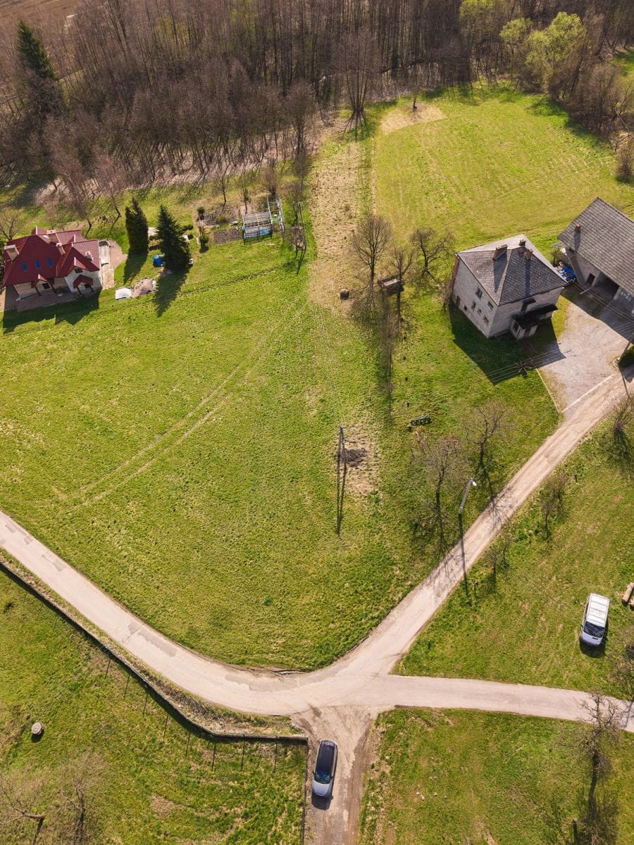 Działka  pokojowe na Sprzedaż