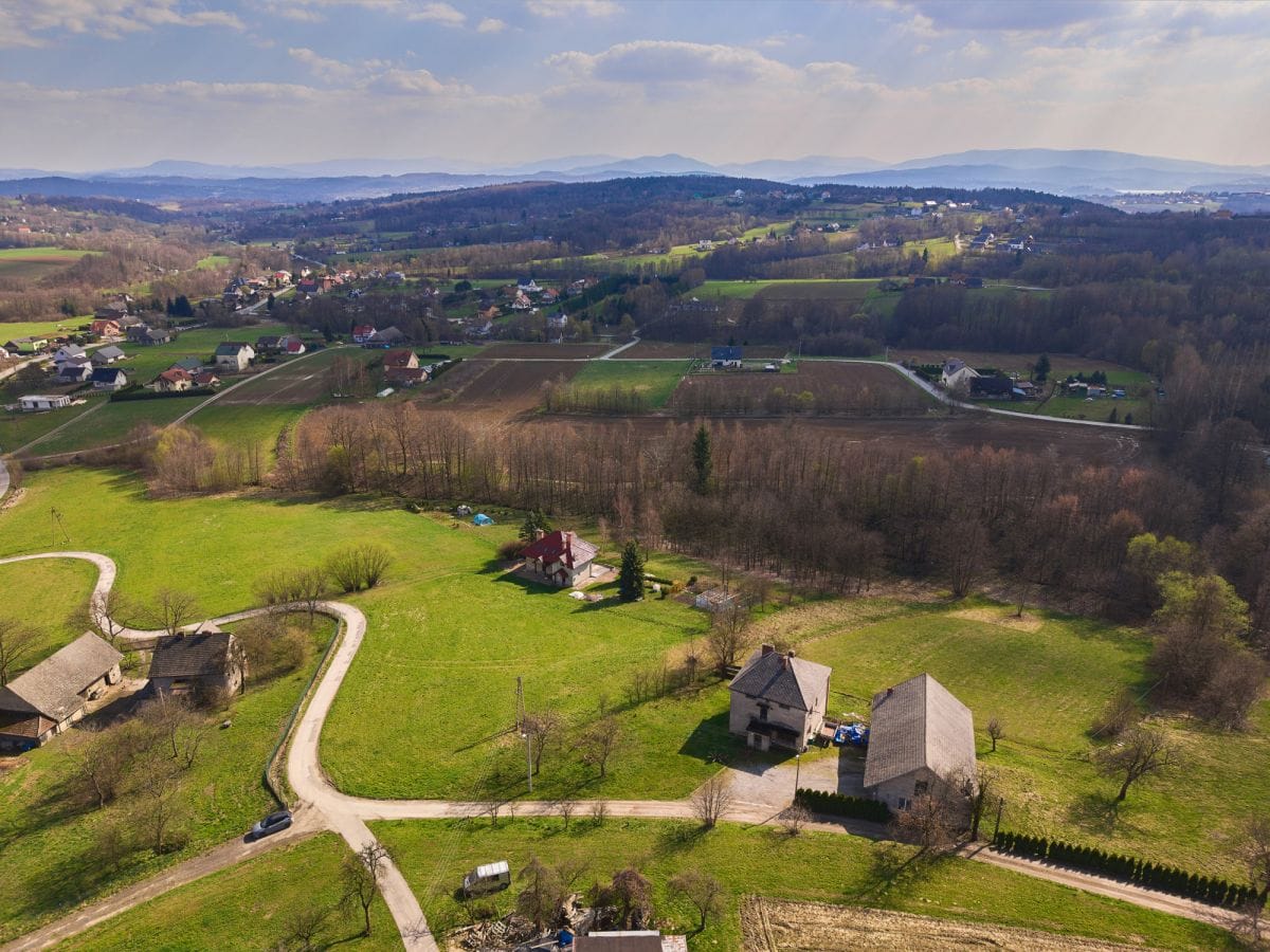 Działka  pokojowe na Sprzedaż