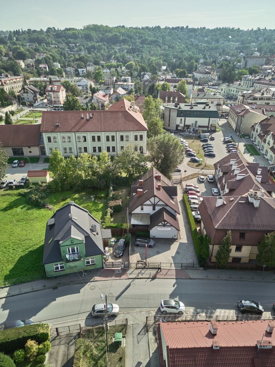 Lokal użytkowy  pokojowe na Sprzedaż