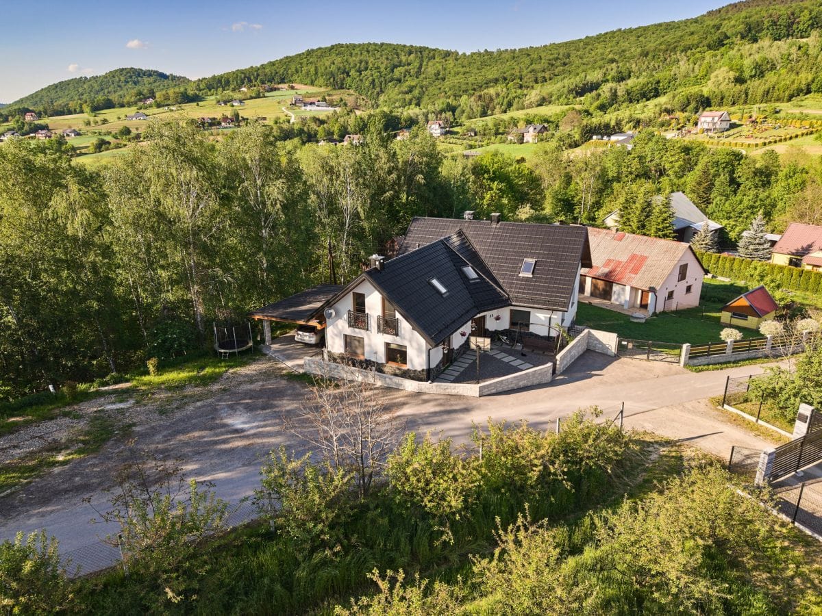 Dom 5 pokojowe na Sprzedaż
