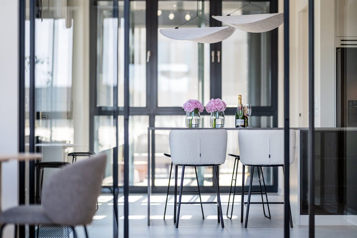 Mieszkanie 7 pokojowe na Sprzedaż