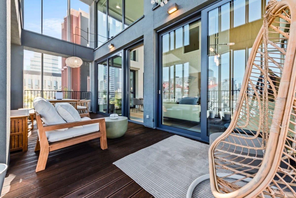 Mieszkanie 7 pokojowe na Sprzedaż