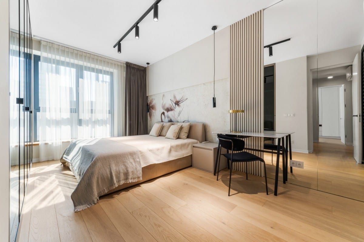 Mieszkanie 7 pokojowe na Sprzedaż