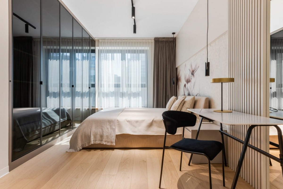 Mieszkanie 7 pokojowe na Sprzedaż