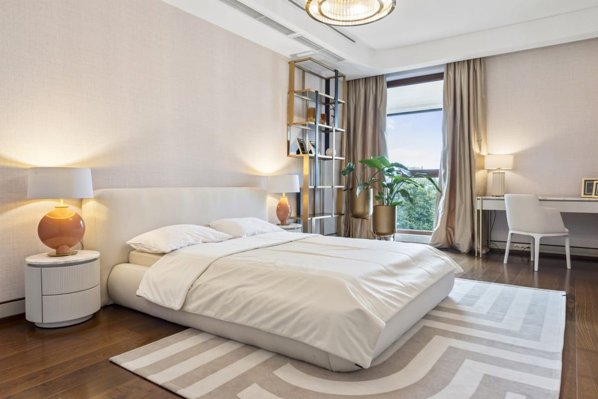 Mieszkanie 4 pokojowe na Sprzedaż